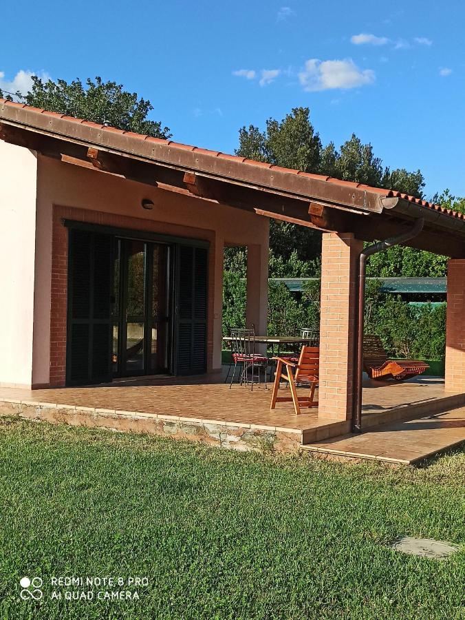 Agriturismo Oasi Del Pianettino カンパニャーティコ エクステリア 写真