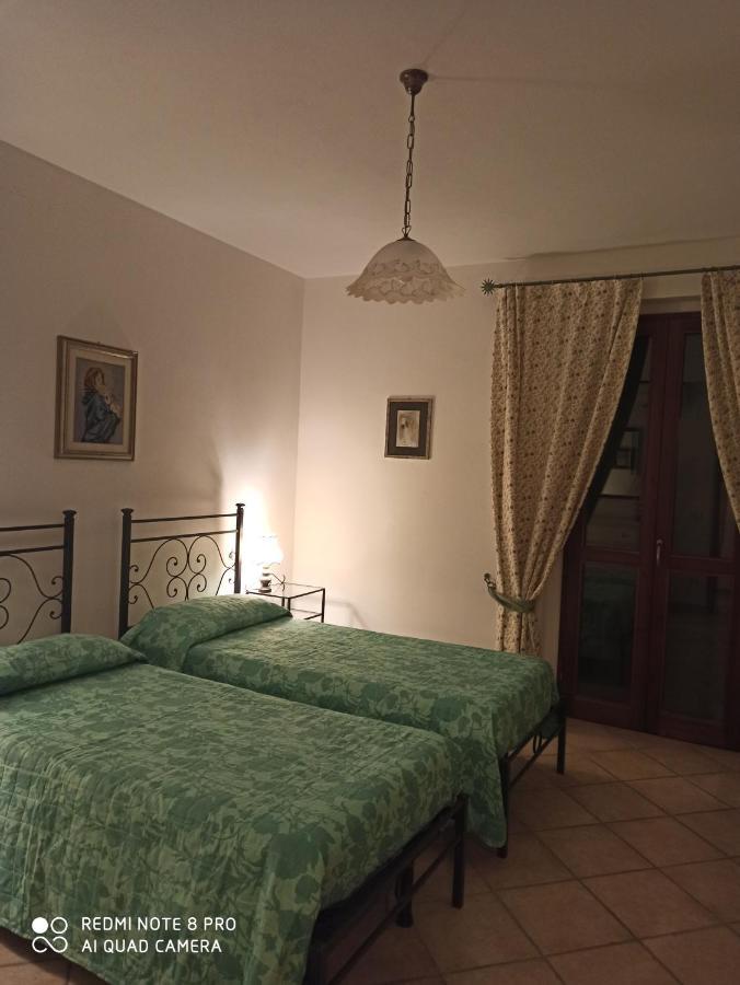 Agriturismo Oasi Del Pianettino カンパニャーティコ エクステリア 写真