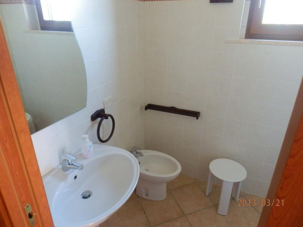 Agriturismo Oasi Del Pianettino カンパニャーティコ 部屋 写真